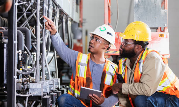 Best Affordable Emergency Electrician  in Daphne, AL
